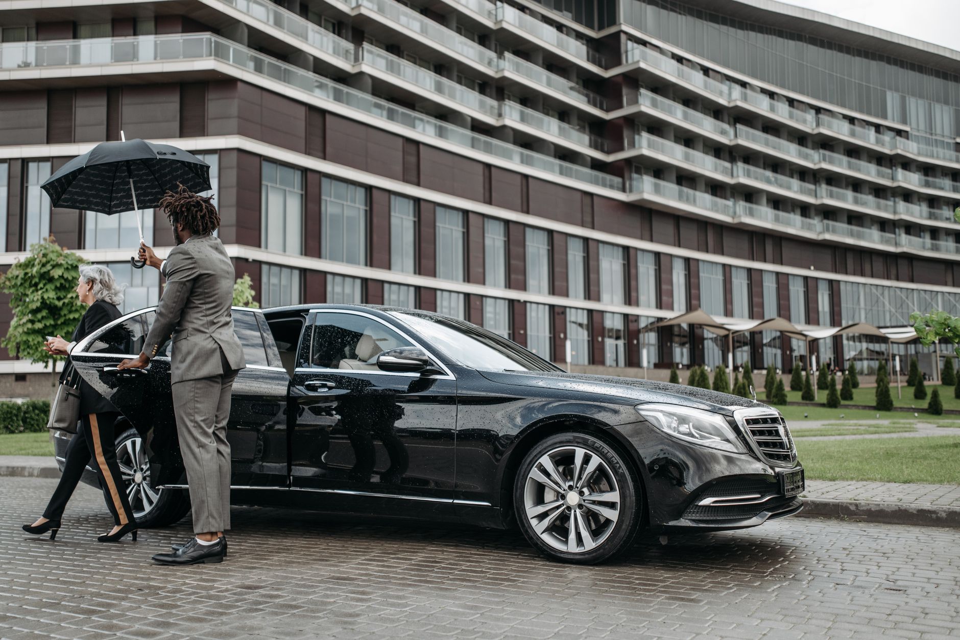 Chauffeur Privé équipe à Maisons-Alfort